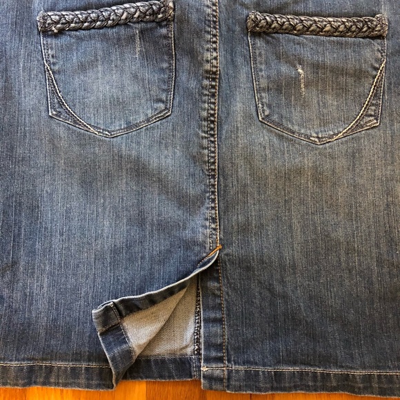 🎉Host Pick🎉NWOT Converse One Star Denim Pencil Skirt W/Braid Accent - Picture 6 of 6